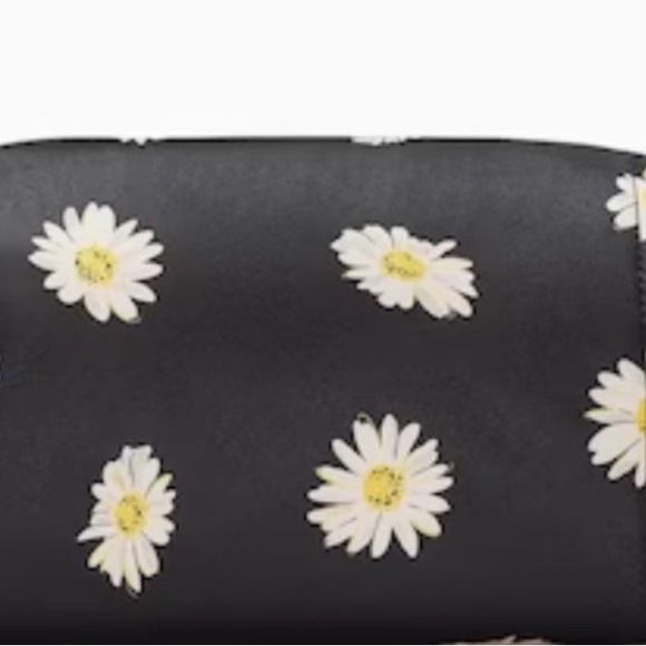 NWT Kate Spade Chelsea daisy medium backpack bundle includes cosmetic bag $378 - Picture 7 of 13